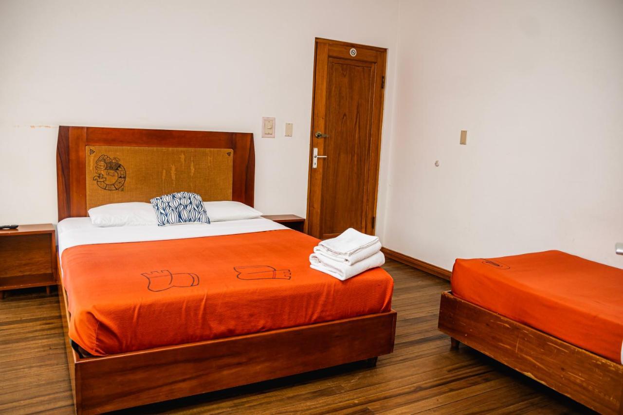 סן חוזה Luz De Luna Hotel Barrio Escalante מראה חיצוני תמונה